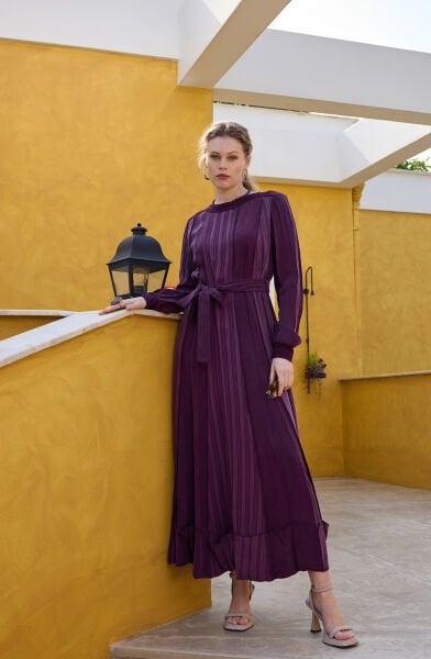 Etek Ucu Detaylı Cupro Elbise