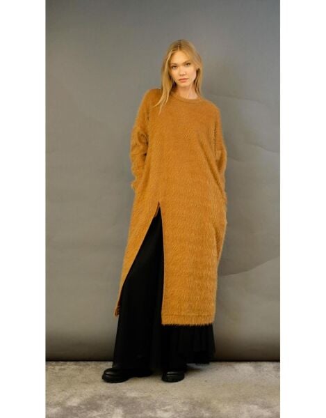 Peluş Yırtmaç Detaylı Tunik