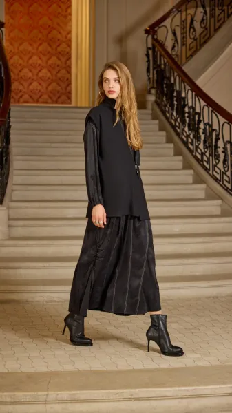 Keçe Yelekli Elbise